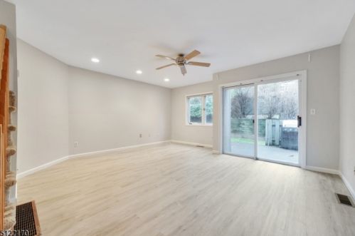 157 Marion Dr, Town Center NJ  07052-3312 exterior