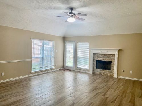 5618 Indigo Trails Dr, Richmond TX  77469-6238 exterior