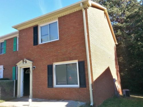 1051 Park Gate Pl, Stone Mountain, GA 30083-2646