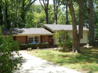 1726 Mohawk Pl, Smyrna, GA 30080-4541