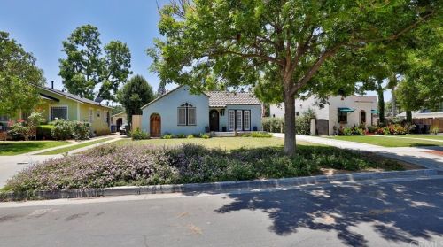 4458 Elmwood Ct, Riverside, CA 92506-1113