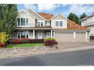 2346 Woodrose Dr, Portland, OR 97229-8396