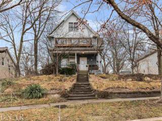 1111 Olive St, Bloomington, IL 61701-4867