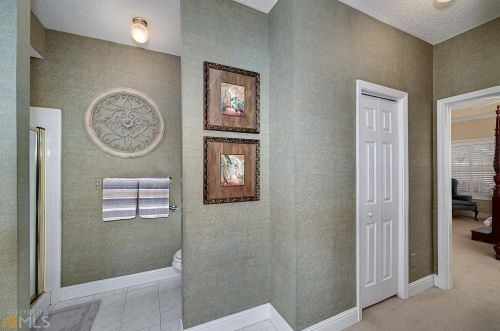 142 Wexford Ct, Stockbridge GA  30281-6306 exterior