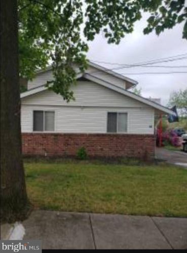 99 Singley Ave, Runnemede, NJ 08078-1530