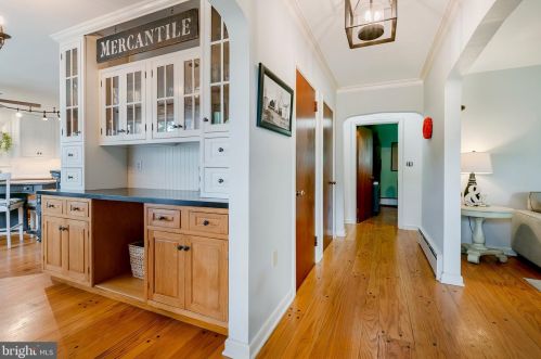 467 Maple St, Ephrata, PA 17522-2123