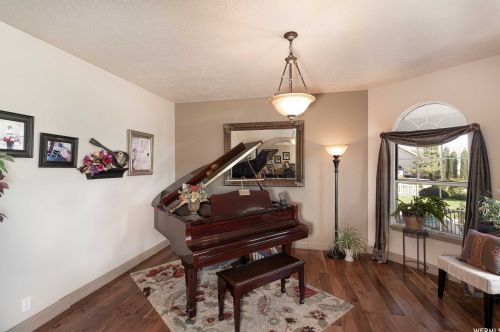 2238 1950, Saint George UT 84790-6237 exterior