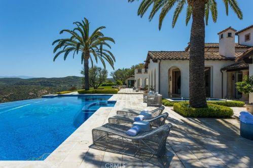 76 Golden Eagle, Irvine CA  92603-0309 exterior