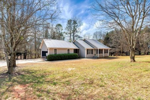 419 Stark St, Commerce, GA 30529-3271