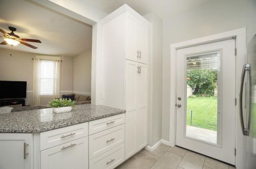 3815 Floral Ave, Cincinnati OH  45212-3922 exterior