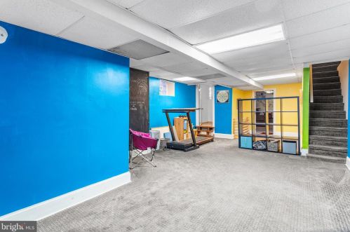 430 42 St, Philadelphia PA 19104-0044 exterior