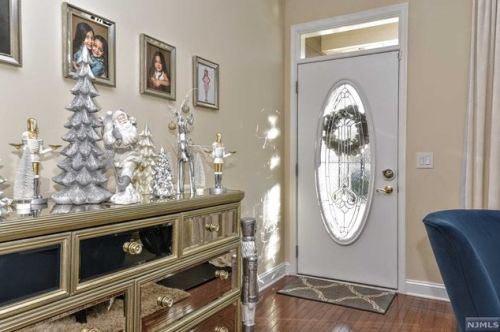 1504 Whitney Ln, Allendale, NJ 07401-1774