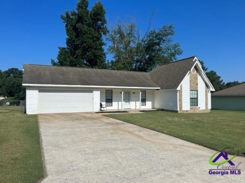 214 Morning Dove Ln, Warner Robins, GA 31088-6437