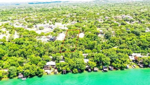 1804 Cliffwood Dr, Austin TX  78733-1505 exterior