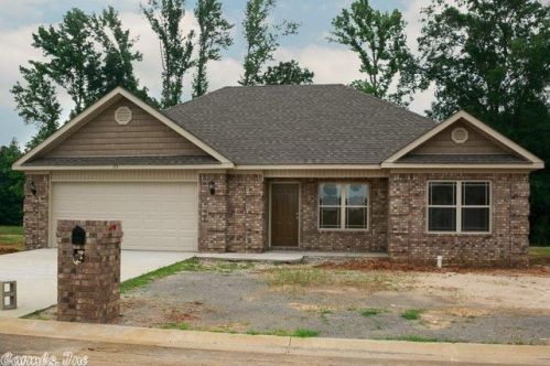 153 Meadow Dr, Beebe, AR 72012-2407