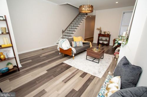 1634 15th St, Philadelphia, PA 19121-3402