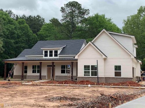 1040 Garrett Rd, Statham, GA 30666-3165