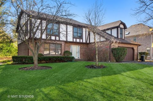 1345 Laurel Ave, Bannockburn, IL 60015-4756
