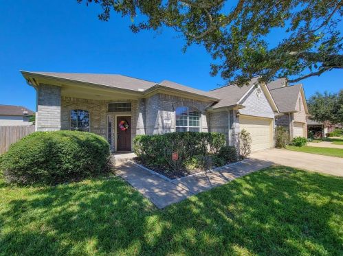 1022 Magnolia Dale Dr, Fresno, TX 77545-8663