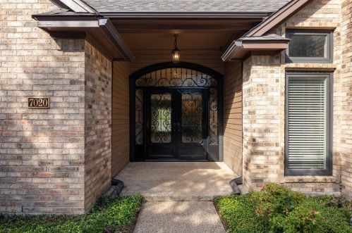 7020 Brookvale Rd, Fort Worth, TX 76132-3532