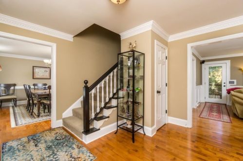 1782 Walker Ridge Dr, Marietta, GA 30064-4188