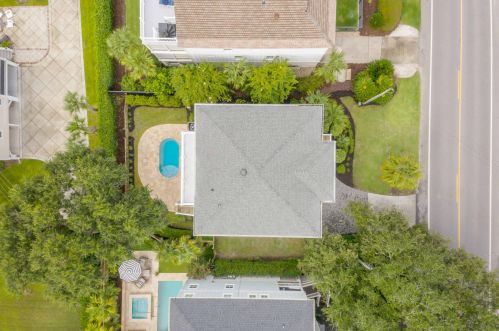 802 Palm Blvd, Isle Of Palms SC  29451-2218 exterior