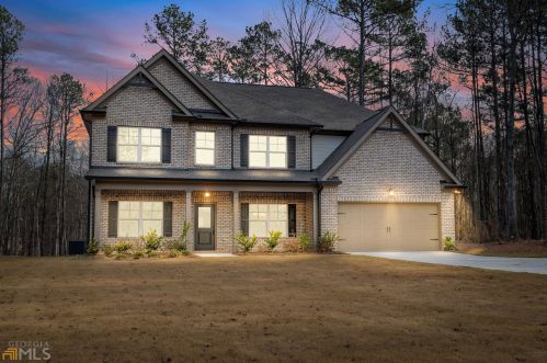 182 Scarborough Rd, Stockbridge, GA 30281-1016