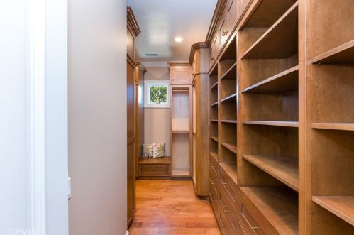 1015 Tiger Tail Dr, Riverside CA  92506-5423 exterior