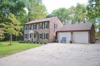 209 Sheffey Dr, Forest, VA 24551-2315