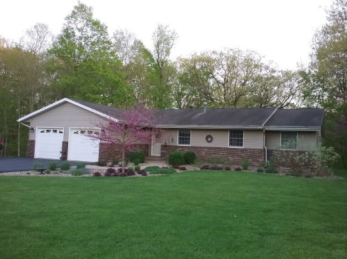 1525 Timberline Rd, Congerville, IL 61729-9583