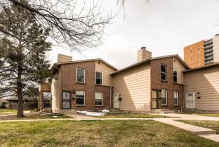 925 Elm St, Denver CO  80220-4320 exterior