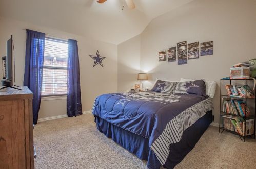 401 Perkins, Argyle TX 76226-5571 exterior