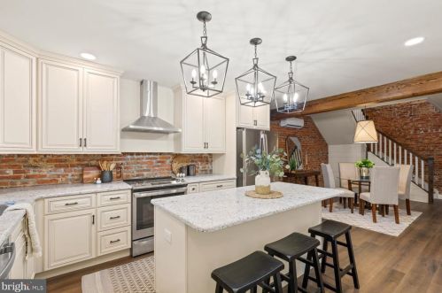 517 Marion St, Lancaster PA  17603-3026 exterior