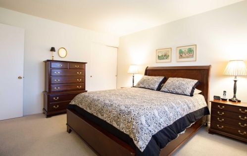 19 Creekwood Sq, Cincinnati OH 45246-3838 exterior