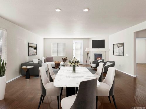 3129 Nepal Way, Aurora CO 80013-9083 exterior