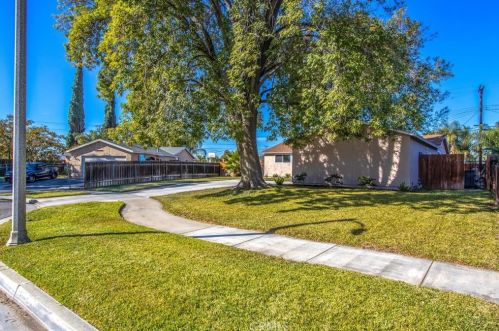 8955 Delano Dr, Riverside, CA 92503-2718