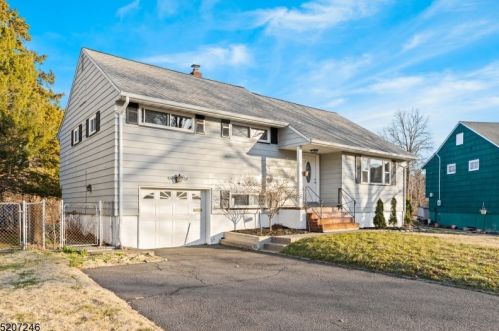 102 Beverly Rd, Bloomfield, NJ 07003-4164