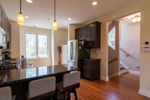 95 Mine Hill Rd, Hackettstown, NJ 07840-2611