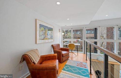 2050 Lombard St, Philadelphia PA  19146-1315 exterior