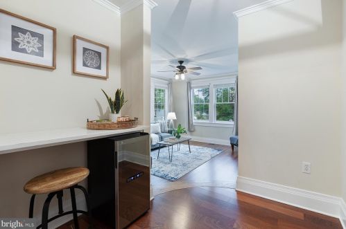 728 Oak Grv Cir, Severna Park MD 21146-4219 exterior