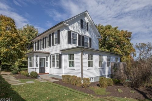 632 Spring Valley Rd, Morristown, NJ 07960-6466