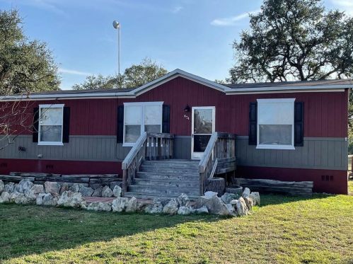 474 Brook Mill Rd, Joppa, TX 78605-4581