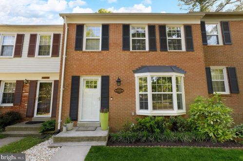 8497 Kitchener Dr, Springfield, VA 22153-3402