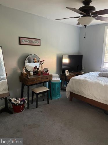 6530 Keystone St, Philadelphia PA 19135-2422 exterior