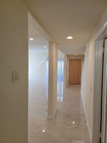 411 Fairview Ave, Glendale, CA 91207-1980