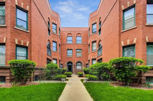4412 Paulina St, Chicago, IL 60640-5306