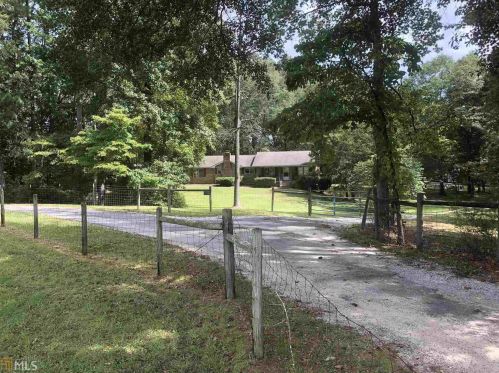 3482 Skyland Dr, Loganville, GA 30052-2440