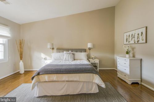 2017 Featherwood St, Silver Spring MD 20904-6643 exterior