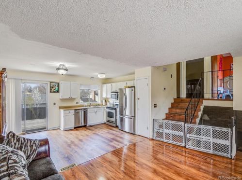 16492 Wyoming Dr, Aurora CO 80017-4159 exterior