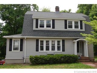 33 Valentine St, Waterbury, CT 06708-2105
